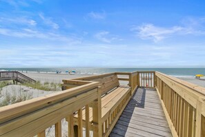On the beach - 7BR Home Near Surfside Pier w/ Private Pool & Wi-Fi (Surfside Beach)