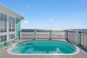 Pool - Boss Beach 4 Bedrooms Oceanfront (Garden City Beach)