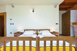 1 bedroom, Internet - Apartment 379/1753 (Istria - Rovinj), 2500m from the beach (Rovinj)