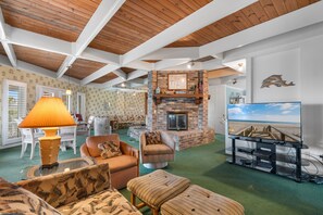 TV, fireplace - Inlet Front 5BR Home w/ Private Dock & Walk to Beach (Garden City Beach)