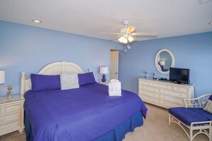 5 bedrooms, WiFi, bed sheets