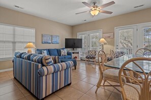 TV - Walk to Beach Beach House with Private Pool & 5 Bedrooms (Surfside Beach)