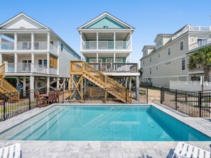 Pool - Recovery Zone 4 Bedrooms Oceanfront (Surfside Beach)