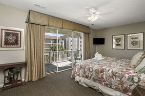 5 bedrooms, iron/ironing board, free WiFi, bed sheets - Ocean View Duplex near Surfside Pier - 5 Bedrooms, Sleeps 14 (Surfside Beach)