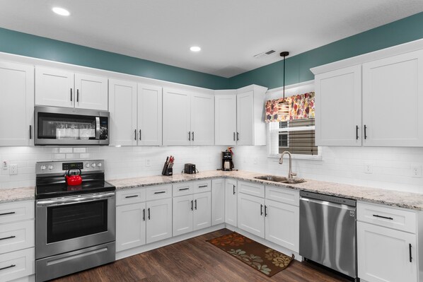 Microwave, oven, stovetop, dishwasher