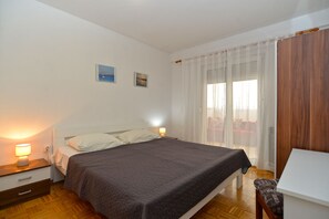 2 bedrooms, internet