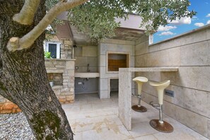Terrace/patio - Apartment 408/1710 (Istria - Fažana), 500m from the beach (Fažana)