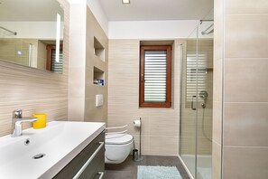 Bathtub