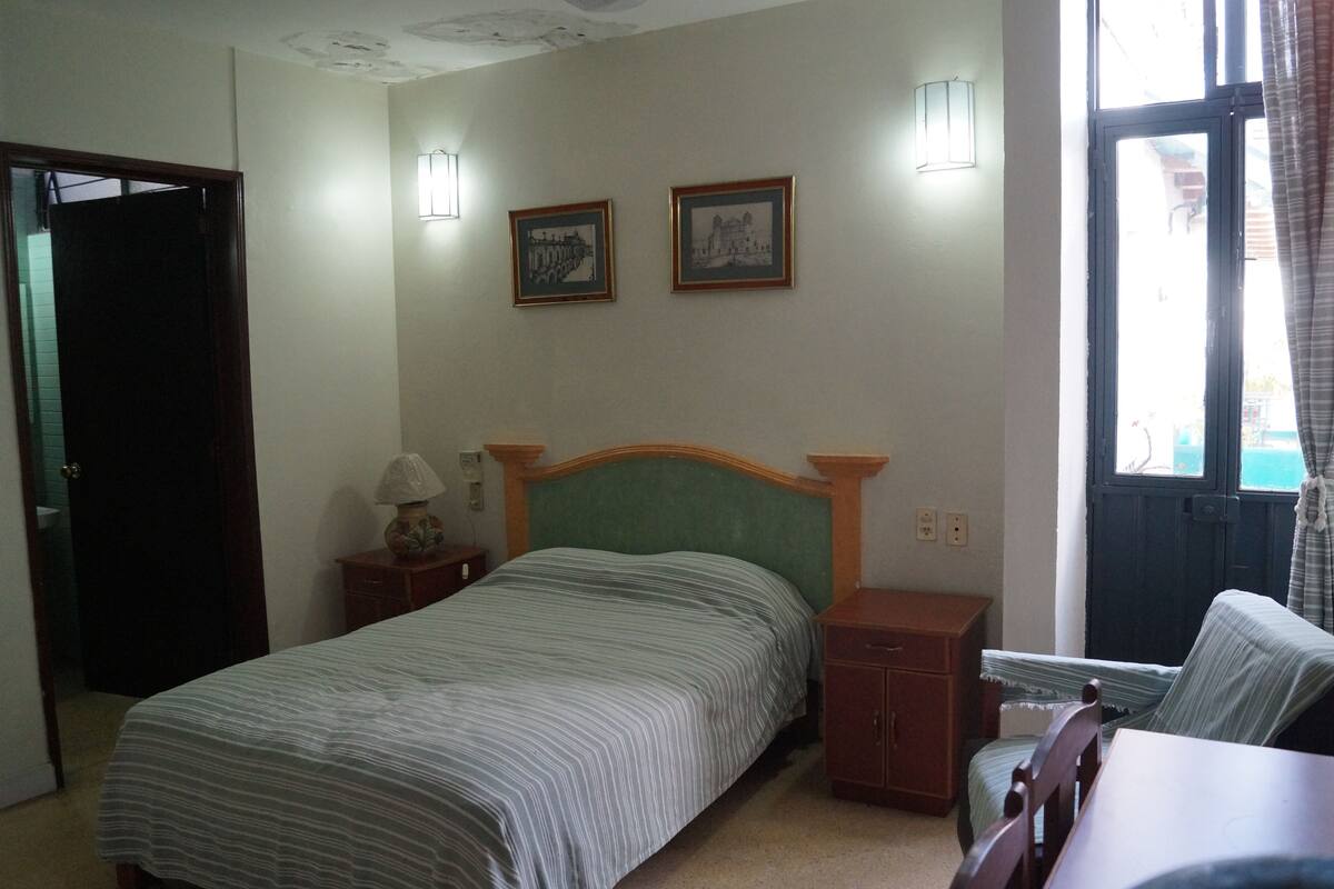 Basic Double or Twin Room | Premium bedding, down comforters, in-room safe, desk