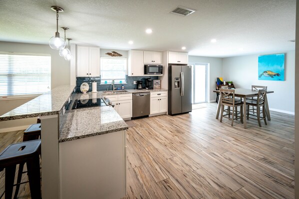 Microwave, oven, stovetop, dishwasher