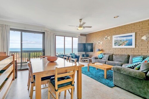 Knights View - 2/14 Merrilli - Wi-Fi - Beachfront