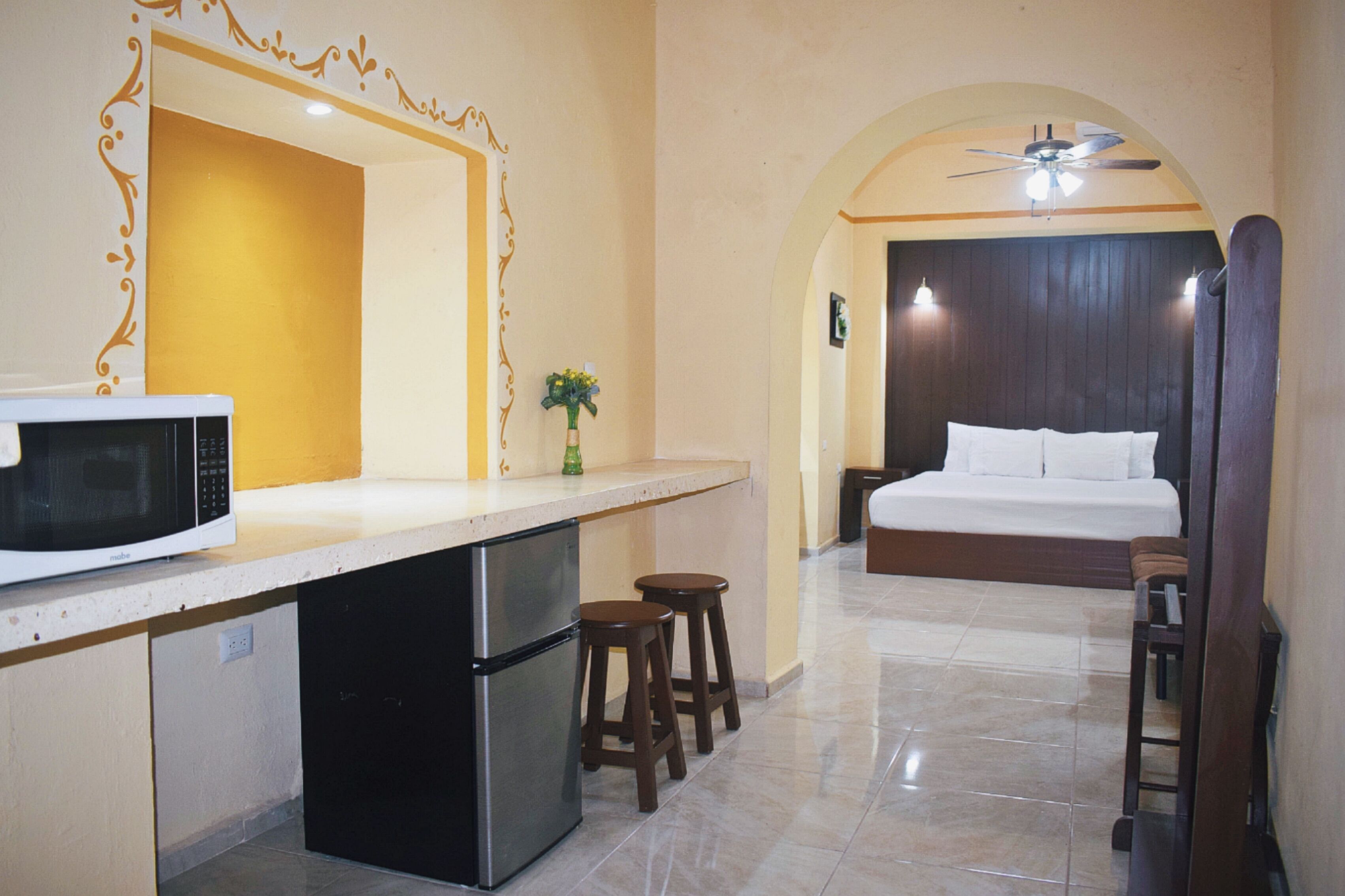 junior suite, 1 bedroom | private kitchen