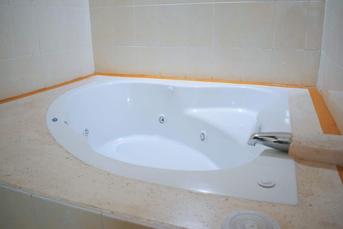 junior suite, 1 bedroom | bathroom | shower, hair dryer, towels, soap