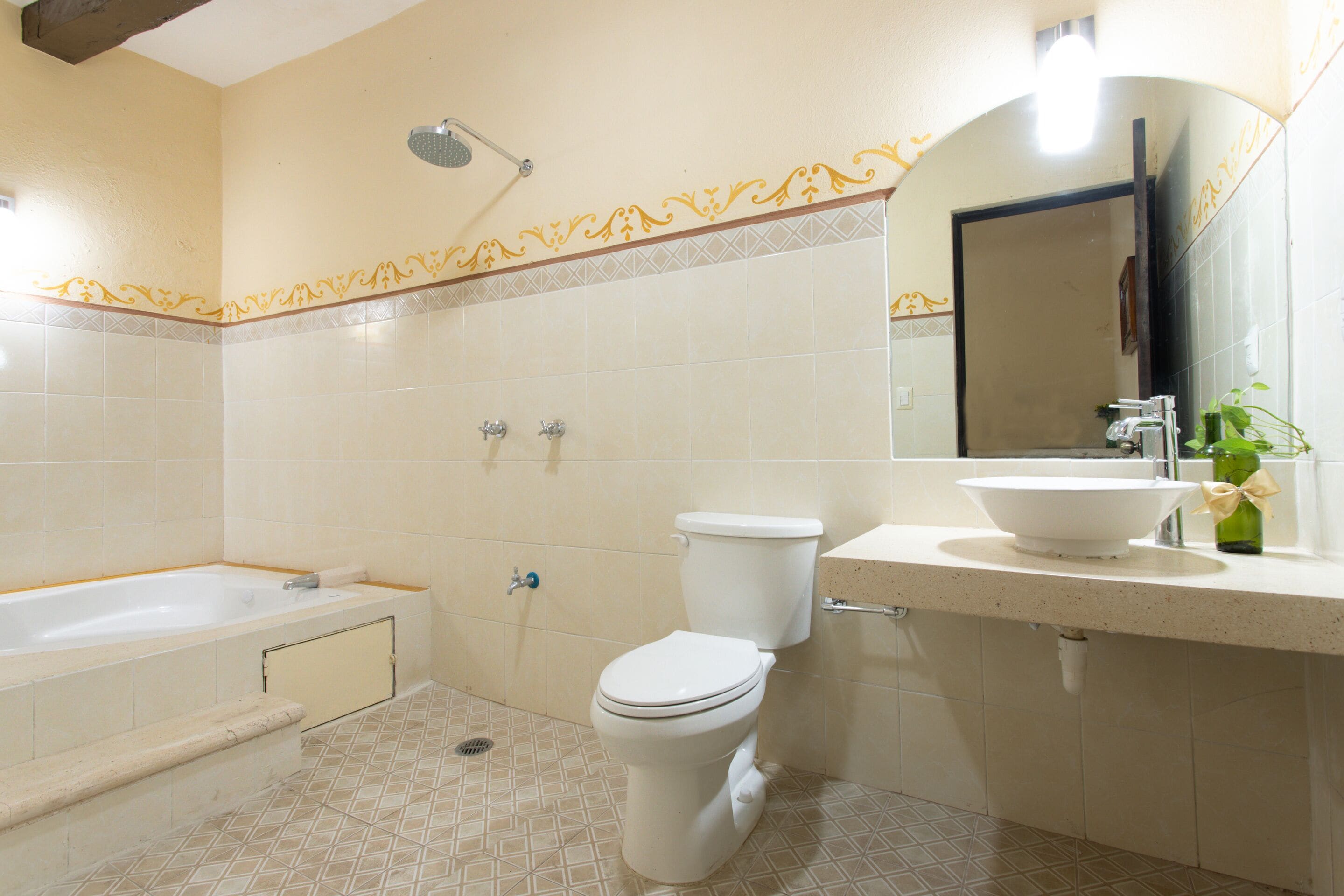 junior suite, 1 bedroom | bathroom | shower, hair dryer, towels, soap