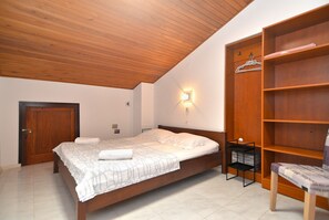 2 bedrooms, Internet