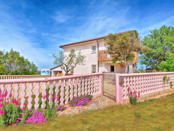 Exterior - Apartment 517/1232 (Istria - Stinjan), 500m from the beach (Stinjan)
