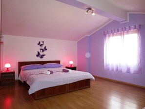 2 bedrooms, Internet