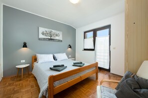 2 bedrooms, internet