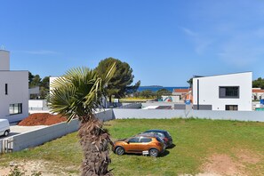 Property grounds - Apartment 589/1428 (Istria - Fažana), 150m from the beach (Fažana)