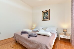 4 chambres, accès à Internet