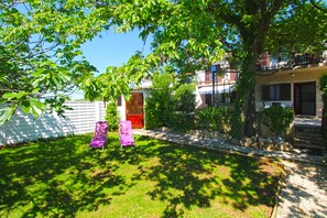 Property grounds - Apartment 606/1455 (Istria - Pjescana Uvala), 300m from the beach (Pjescana Uvala)