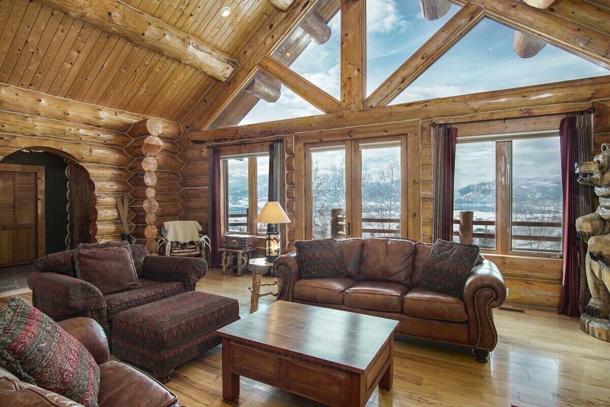 4 Bedroom Mountain Cabin in Huntsville, Utah Sleeps 10
