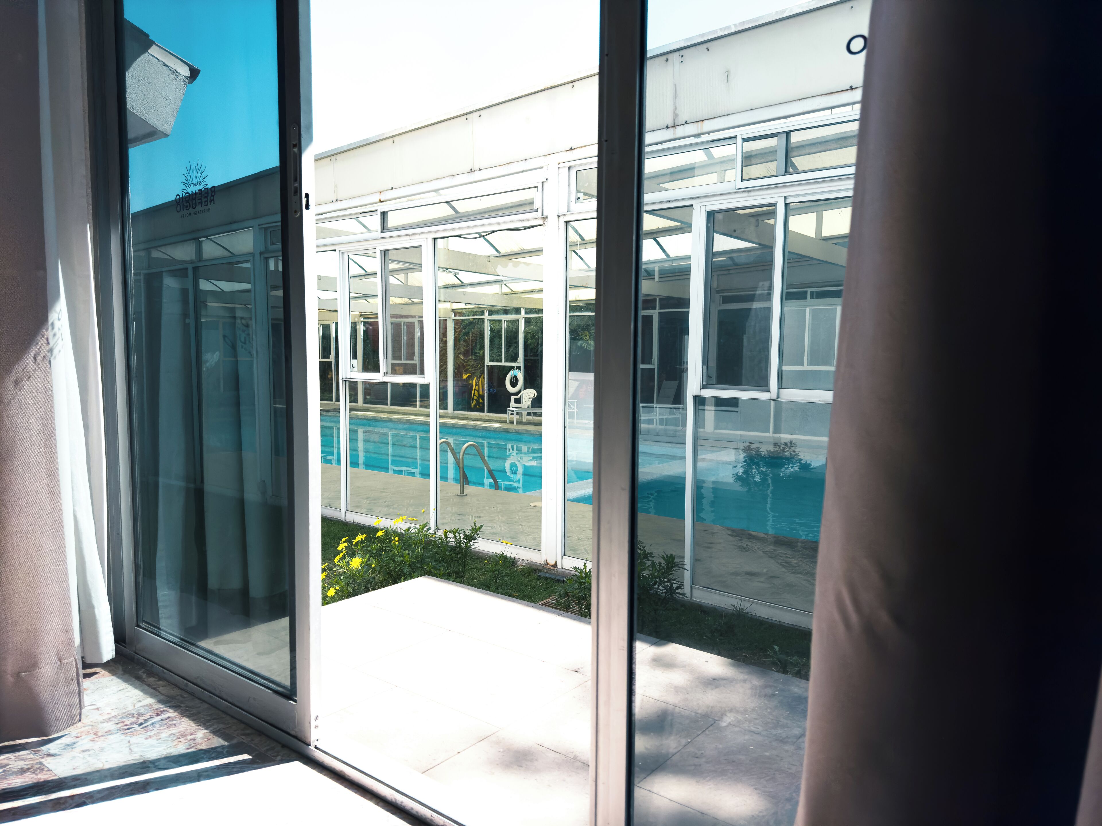 design room | 1 bedroom, premium bedding, down duvets, minibar