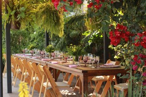 Outdoor banquet area - Santo Refugio Heritage Hotel (San Andrés Cholula)