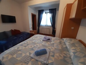 2 bedrooms, internet - Apartment 676/1846 (Istria - Novigrad), 50m from the beach (Novigrad)