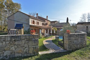 Exterior - Villa 704/1643 (Istria - Žminj), 25000m from the beach (Žminj)