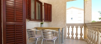 Apartment 718/1671 (Istria - Valbandon), 350m from the beach