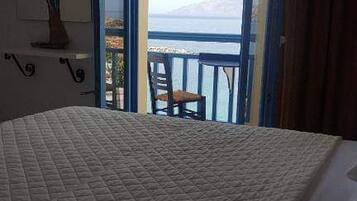 2 slaapkamers, een strijkplank/strijkijzer, gratis wifi, beddengoed