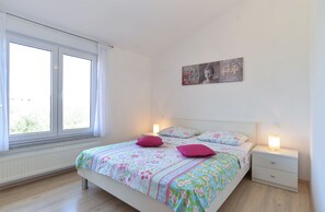 1 bedroom, Internet