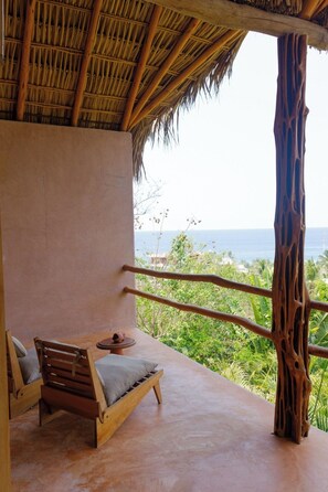Terrace/patio - Monte Uzulu Boutique Hotel (Santa María Tonameca)