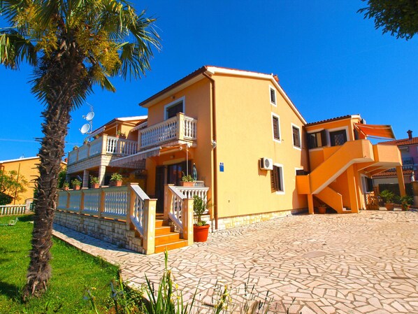 Exterior - Apartment 768/1788 (Istria - Fažana), 500m from the beach (Fažana)
