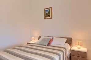1 bedroom, internet