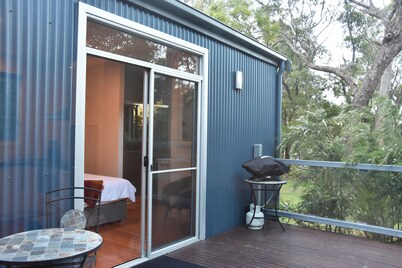 Manuka Retreat, Free unlimited WIFI....