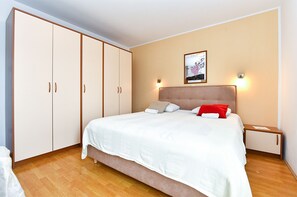 2 Schlafzimmer, Internetzugang