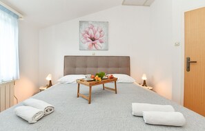 2 bedrooms, internet