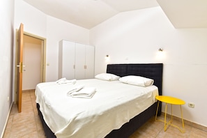 1 bedroom, internet