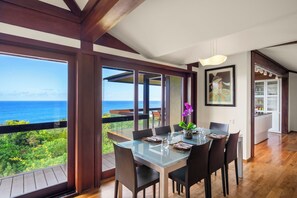 Dining - Keoniana Kai - Pool & Hot Tub with Ocean Views (Princeville)