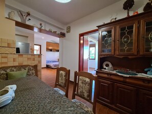 1 habitación y acceso a internet