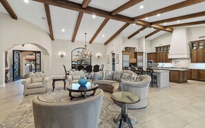 Smart TV, fireplace, table tennis