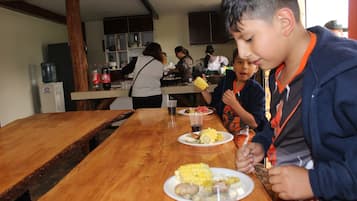 Free daily continental breakfast