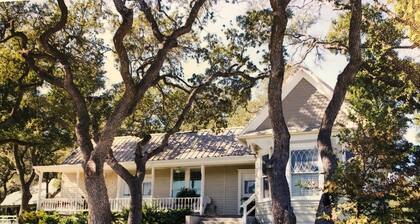 20th century farmhouse in the Walburg community