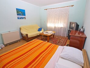 3 bedrooms, internet - Apartment 926/2172 (Istria - Pula), 1750m from the beach (Pula)