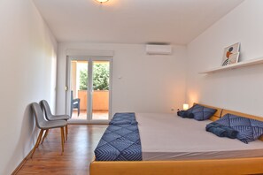 3 bedrooms, Internet