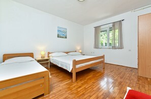1 quarto, acesso à internet