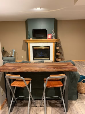 Dining - Peek N' Peak Resort, Ski-in/Ski-out, on golf course, Clymer, NY Ski Birdie Lodge (Clymer)