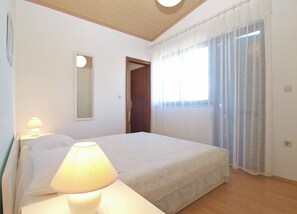2 bedrooms, Internet